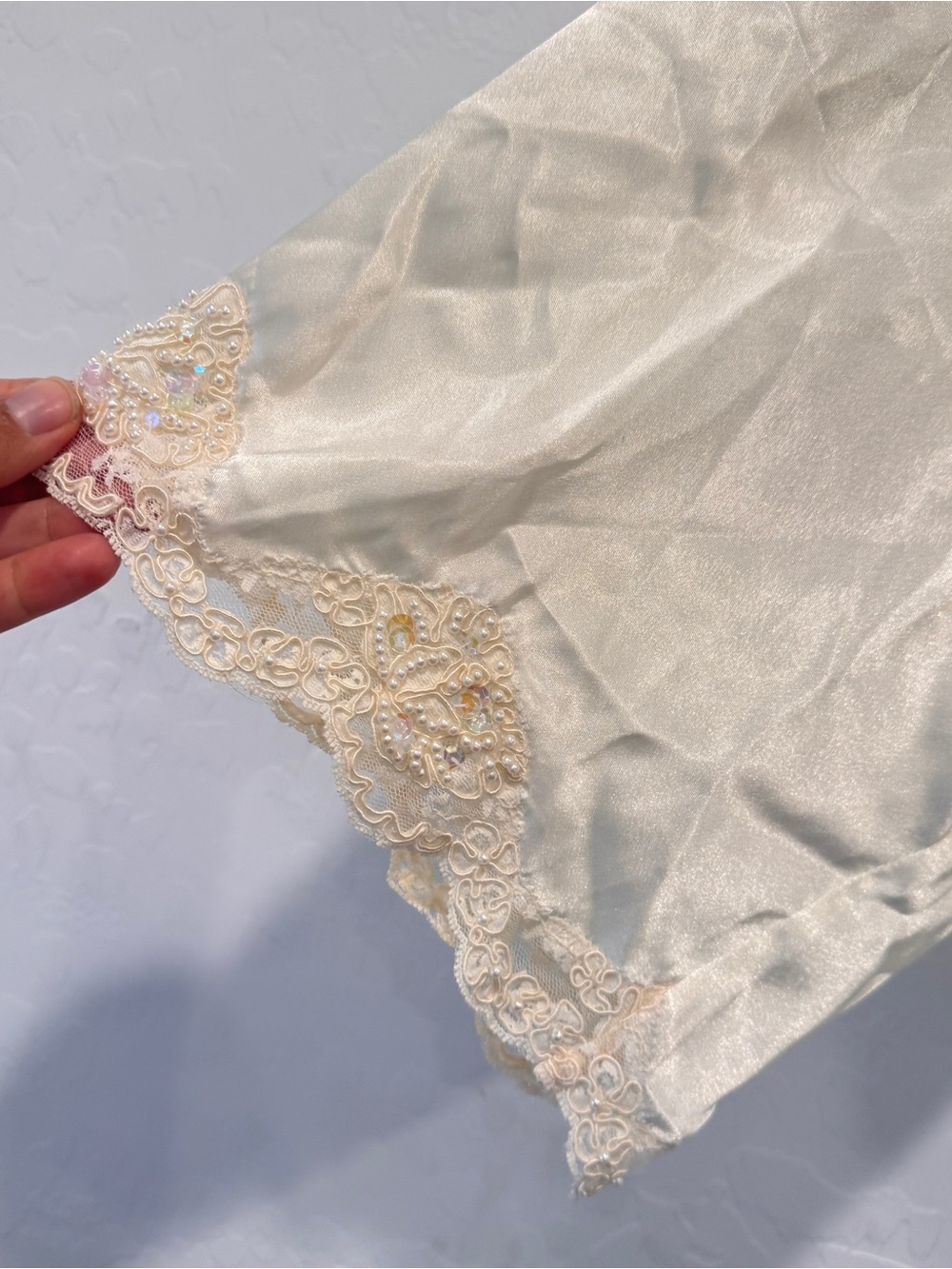NWT Vintage Victorias Secret Robe nightgown Ivory Lace Trim Womens Medium Beaded - Picture 8 of 14